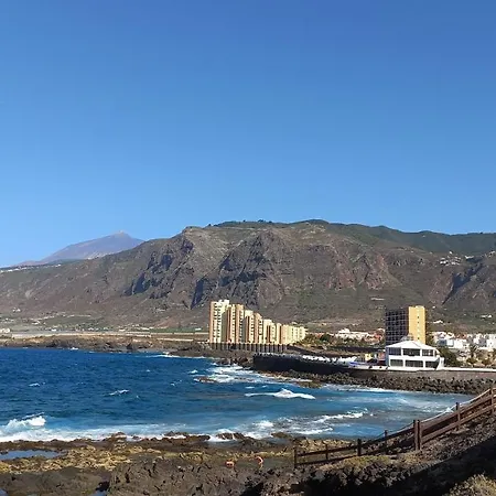 отдых у океана Apartman Los Silos